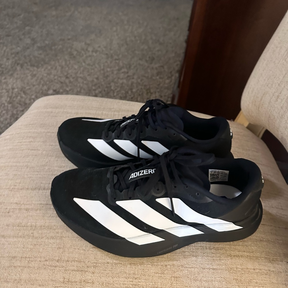 Adidas Adizero Black and White Running Shoes size 7